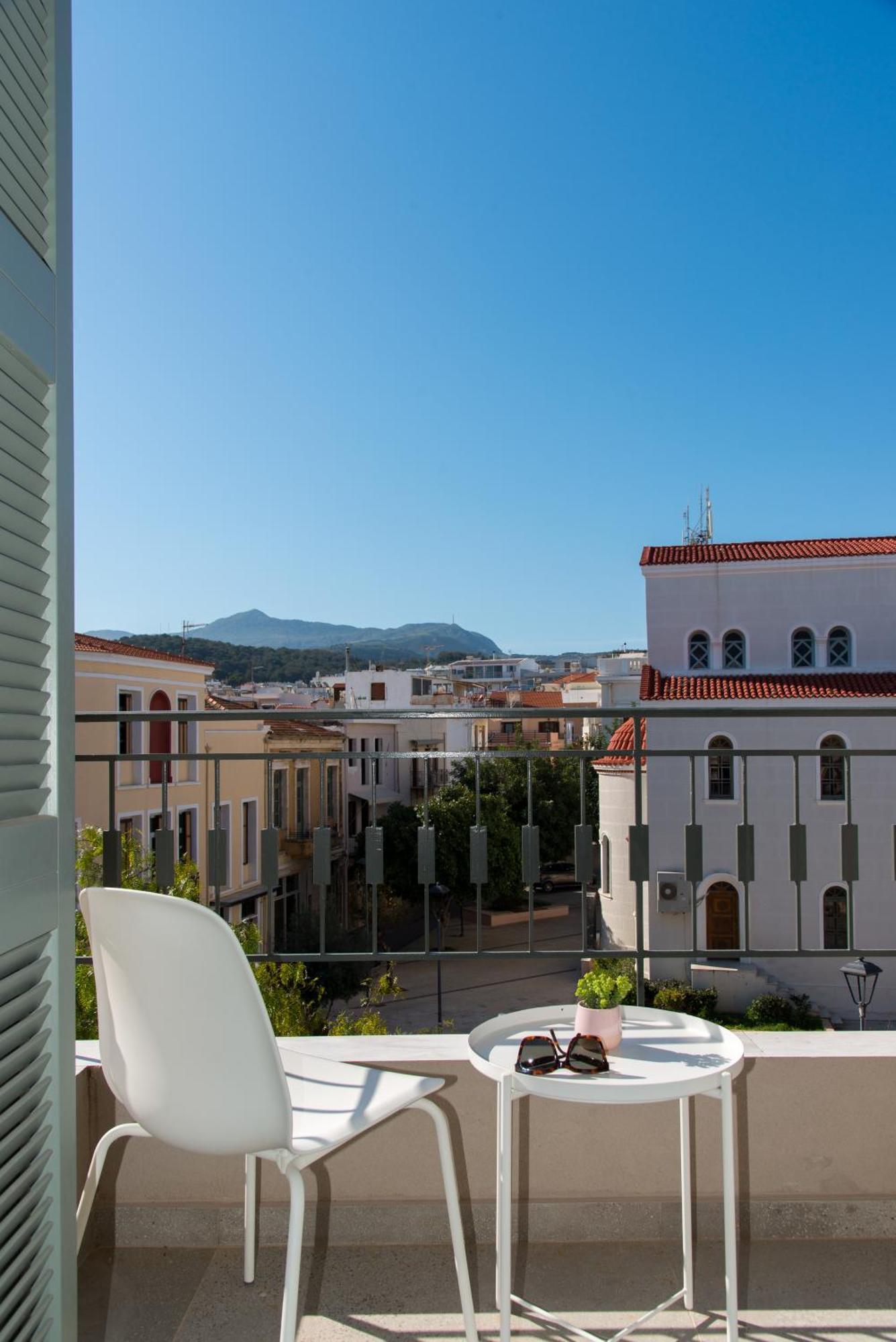 The Met Suite 3, Elegant Stay Centrally In Rethymno! Exteriör bild